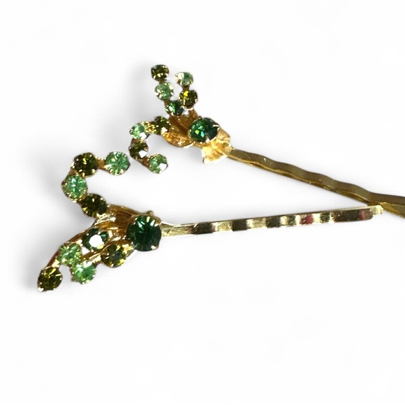 Green Hairpin Set with Two-Tone Green Rhinestones – Repurposed Vintage Jewelry - Picture 2 of 5